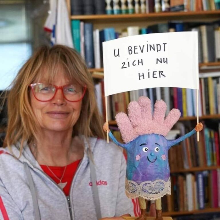 Oudere meisjes, een nieuw seizoen — Anneke